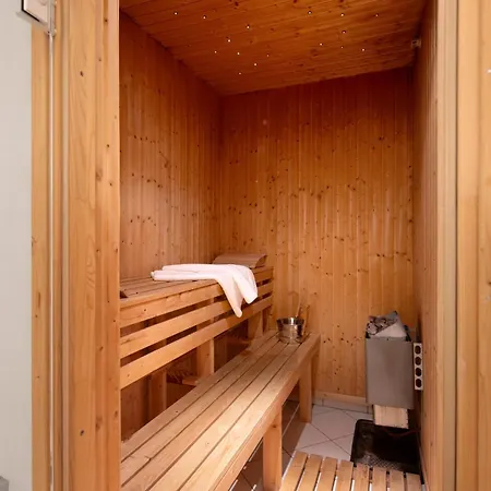 Gut Rattelvitz - Parterre Mitte Apartamento *