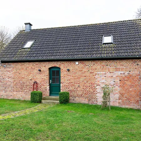 Gut Rattelvitz - Parterre Mitte Apartamento *